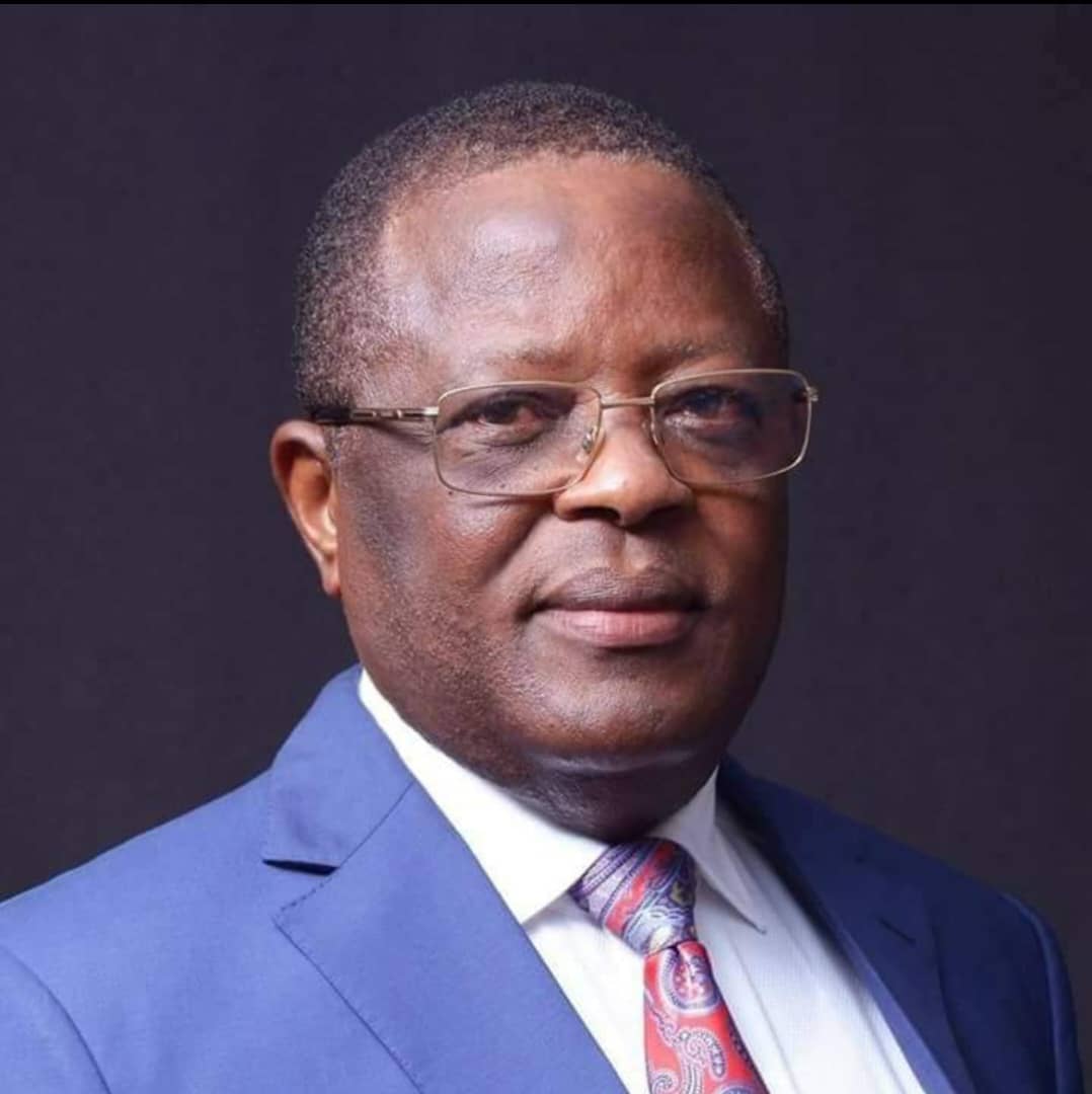 Sen. Nweze David Umahi, CON